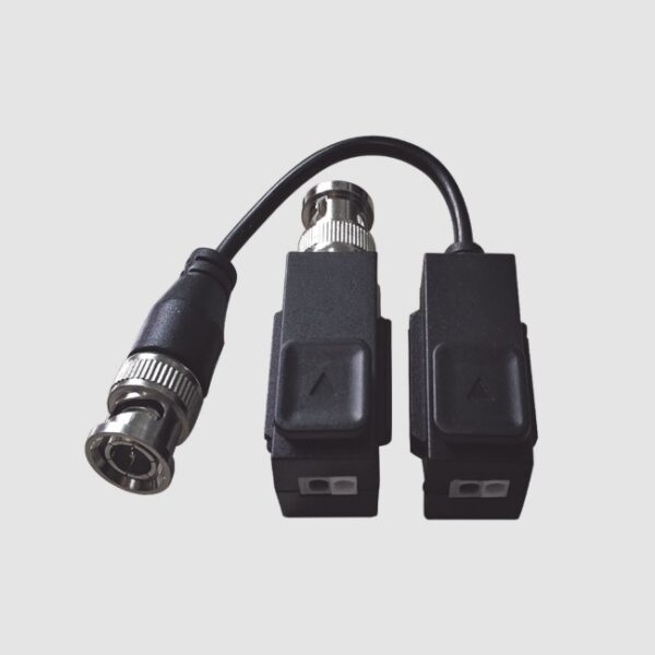 Kit de Transceptor Hikvision  (Balluns) TURBOHD con Boton Push / Hasta 8 MP (4K) / 100% Cobre / Soporta HD-TVI / AHD / CVI / CVBS / Audio por Coaxitron / Datos